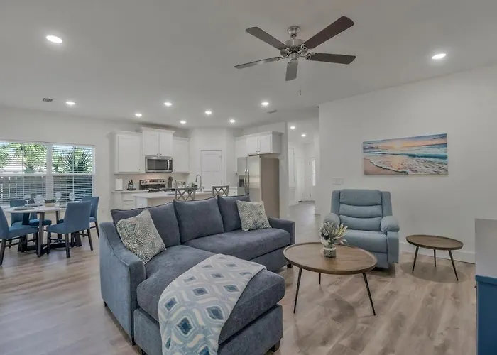 Chasing Dreams Townhome Pensacola