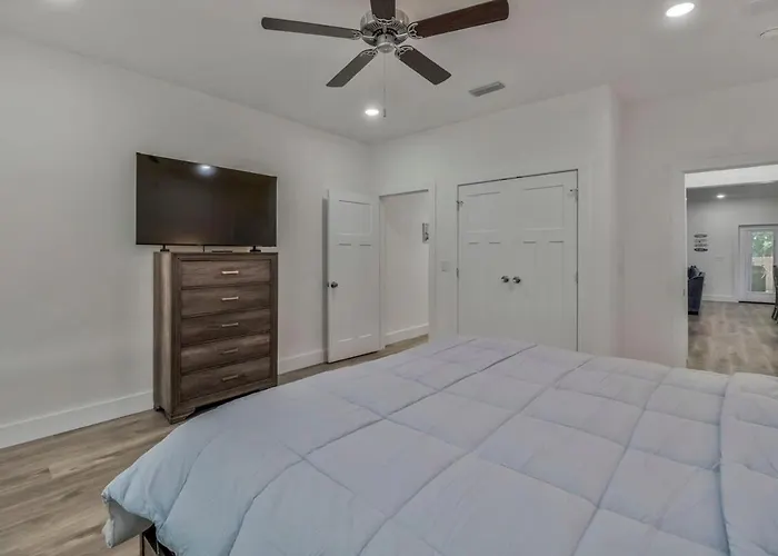 Apartment Chasing Dreams Townhome