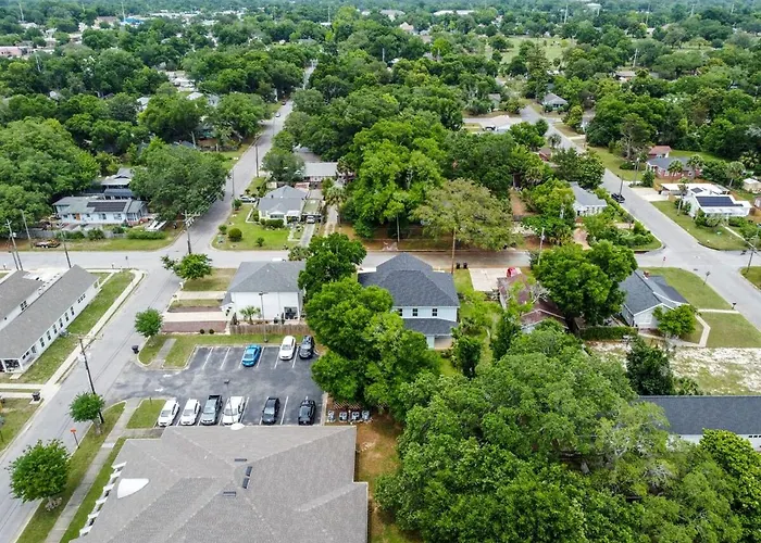 Chasing Dreams Townhome Pensacola