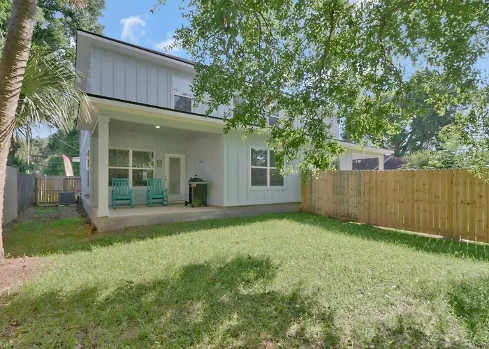 Chasing Dreams Townhome Apartment Pensacola